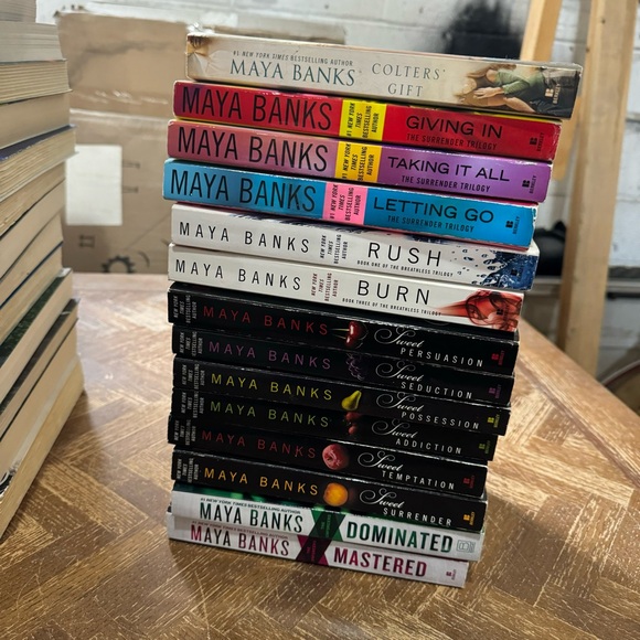 Maya Banks Books - Picture 1 of 4